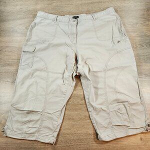 Ulla Popken Tan / Beige Cargo Capri Pants Plus Size 26